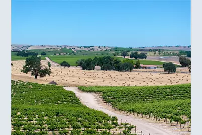5275 Camp 8 Road, Paso Robles, CA 93446 - Photo 9