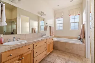 961 Vista Cerro Dr, Paso Robles, CA 93446 - Photo 17