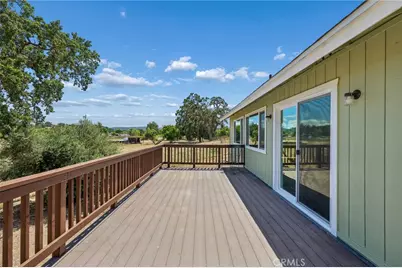 335 Phillips, Templeton, CA 93465 - Photo 1