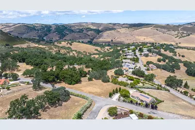 9940 Bluegill Drive, Paso Robles, CA 93446 - Photo 11