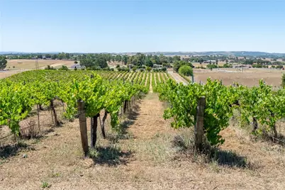 7568 Creston, Paso Robles, CA 93446 - Photo 11