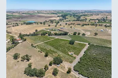 175 White Hawk, Templeton, CA 93465 - Photo 11