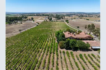 175 White Hawk, Templeton, CA 93465 - Photo 33