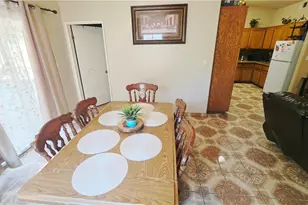 823 Deer Ridge, Bakersfield, CA 93306 - Photo 19