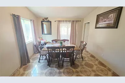 823 Deer Ridge, Bakersfield, CA 93306 - Photo 17
