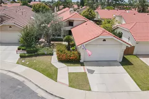 613 Berwick St, Bakersfield, CA 93311 - Photo 3