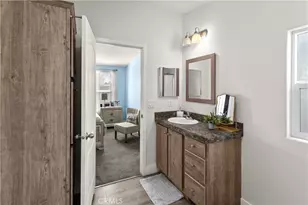 4401 Hughes, Bakersfield, CA 93304 - Photo 9