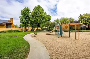 56 Los Verdes Dr, San Luis Obispo, CA 93401 - Photo 29