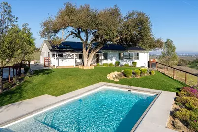 550 Villa Lots Rd, Paso Robles, CA 93446 - Photo 1