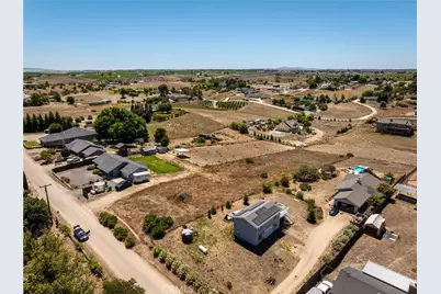 8290 Plane View Place, Paso Robles, CA 93446 - Photo 3