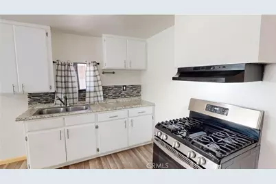 302 S Jackson, Fresno, CA 93702 - Photo 11