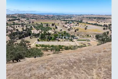 5750 El Pharo, Paso Robles, CA 93446 - Photo 5
