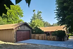 370 Pacific Ave, Paso Robles, CA 93446 - Photo 57