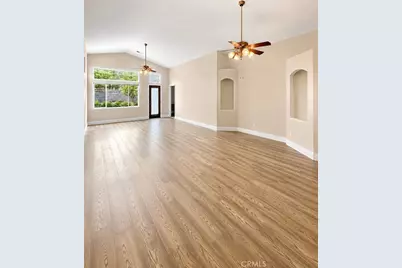 10304 Crandon Park Drive, Bakersfield, CA 93312 - Photo 19