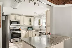 27472 Meadow Dr, Crest Park, CA 92326 - Photo 7