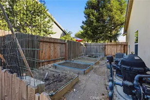 10112 Cranberry Isle, Bakersfield, CA 93314 - Photo 47