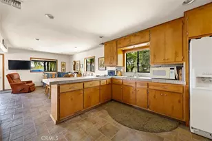 7172 Town Creek, Paso Robles, CA 93446 - Photo 41