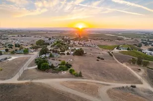 8495 Plane View, Paso Robles, CA 93446 - Photo 1