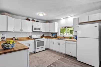 27 Via Santa Barbara #27, Paso Robles, CA 93446 - Photo 13