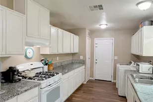 3013 Cornell, Bakersfield, CA 93305 - Photo 9