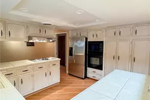 2200 El Portal Dr, Bakersfield, CA 93309 - Photo 17
