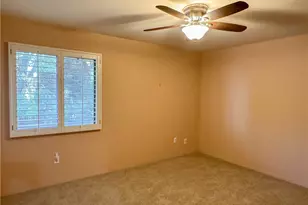 2200 El Portal Dr, Bakersfield, CA 93309 - Photo 37
