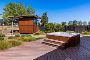 5955 Whispering Oaks Way, Paso Robles, CA 93446 - Photo 15