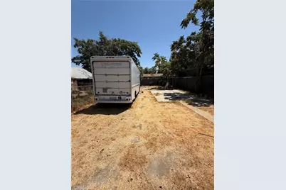 428 L Street, Bakersfield, CA 93304 - Photo 13
