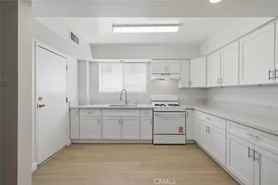 3901 Union, Bakersfield, CA 93305 - Photo 11