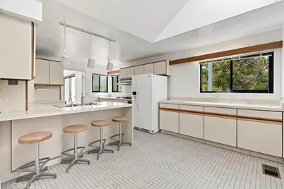 31 Hathway Avenue, San Luis Obispo, CA 93405 - Photo 21