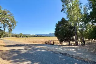 49460 Sapaque Rd, Bradley, CA 93426 - Photo 43