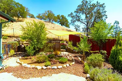 2642 Bridle Trail, Paso Robles, CA 93446 - Photo 27