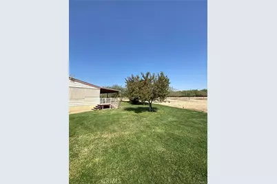 26323 Merced Avenue, Wasco, CA 93280 - Photo 11