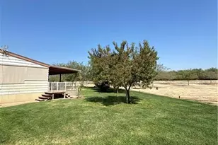 26323 Merced Ave, Wasco, CA 93280 - Photo 11