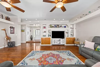 6001 Friedson Court, Bakersfield, CA 93306 - Photo 9