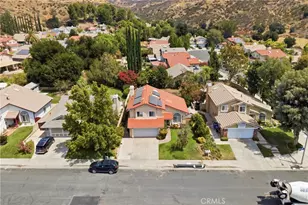 22311 Cardiff, Saugus, CA 91350 - Photo 43