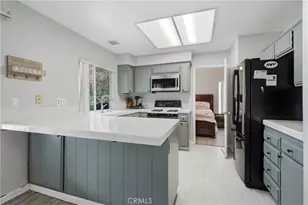 22311 Cardiff, Saugus, CA 91350 - Photo 17
