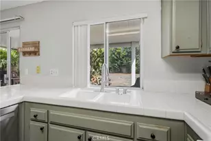 22311 Cardiff, Saugus, CA 91350 - Photo 21