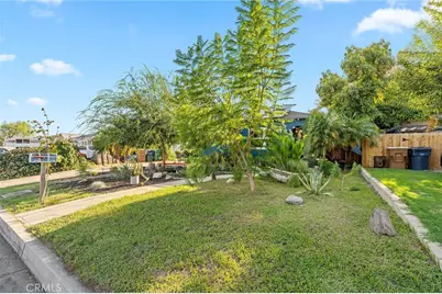 2325 Barnett, Bakersfield, CA 93308 - Photo 3