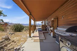 3743 Brooks, Weldon, CA 93283 - Photo 7
