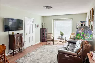 1653 Olive St, Bakersfield, CA 93301 - Photo 9