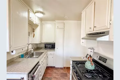 1653 Olive Street, Bakersfield, CA 93301 - Photo 17
