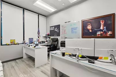 6250 N Paramount, Long Beach, CA 90805 - Photo 11