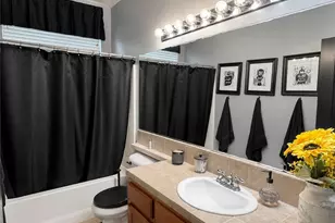11107 Snowcreek Falls, Bakersfield, CA 93312 - Photo 19