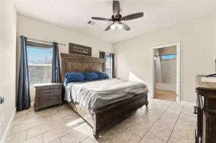 402 Dagenham Ct, Bakersfield, CA 93307 - Photo 17