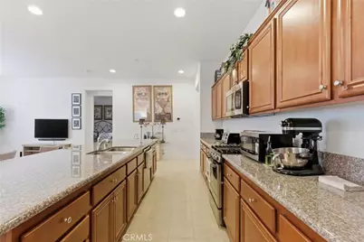 9810 Richland Hills Lane, Bakersfield, CA 93306 - Photo 17