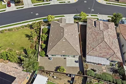 9810 Richland Hills Lane, Bakersfield, CA 93306 - Photo 45