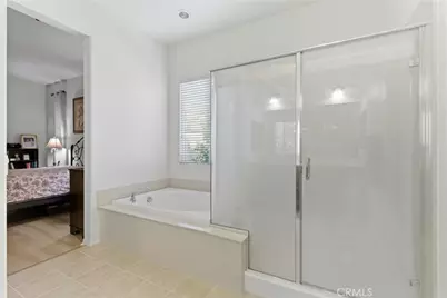 9810 Richland Hills Lane, Bakersfield, CA 93306 - Photo 37