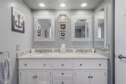 5409 Fountain View Way, Bakersfield, CA 93313 - Photo 27