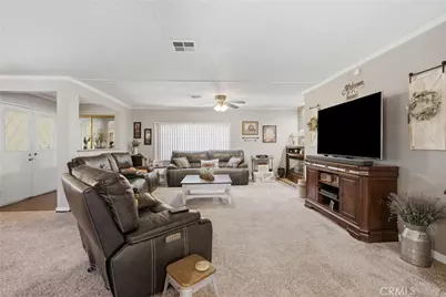 5409 Fountain View Way, Bakersfield, CA 93313 - Photo 9